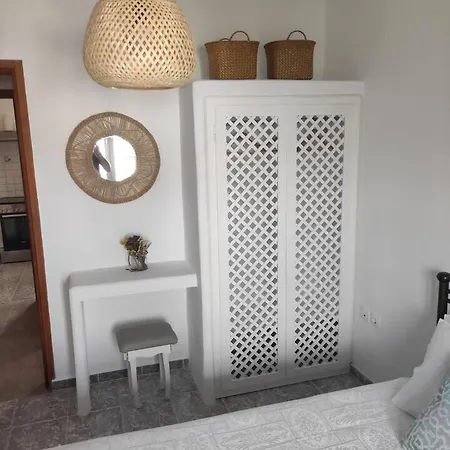 Aporthiano In Skala شقة *